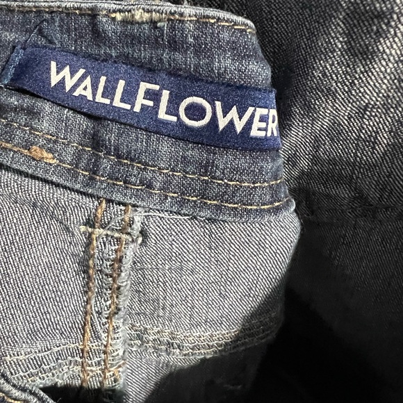 Wallflower Classic Blue Denim Jeans - Picture 4 of 5